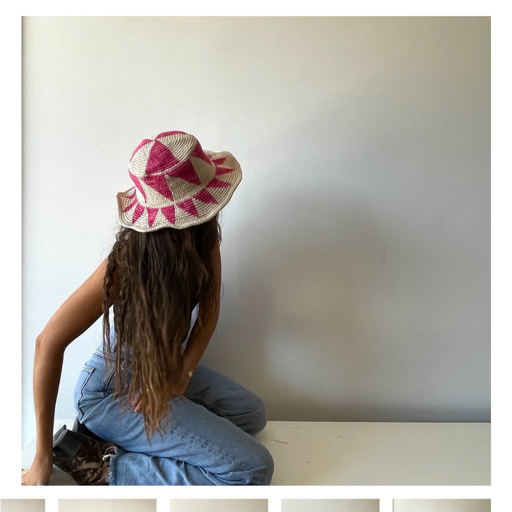 Susmies hat - Picture 5 of 7